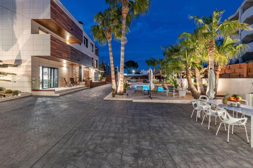 2 Min From The Sea Pool, Comfort And Free Wifi Miami Playa Exterior photo
